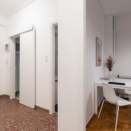 Comfort Aparment In Exarcheia アテネ エクステリア 写真
