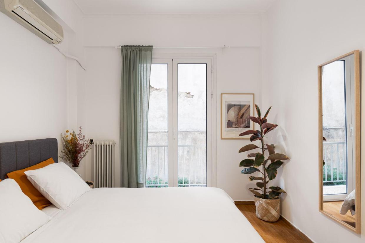 Comfort Aparment In Exarcheia アテネ エクステリア 写真