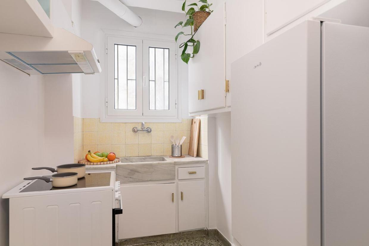 Comfort Aparment In Exarcheia アテネ エクステリア 写真